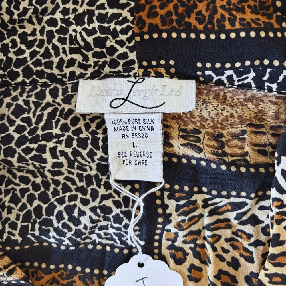 Elegant Patchwork Animal Print Blouse - Picture 3 of 3